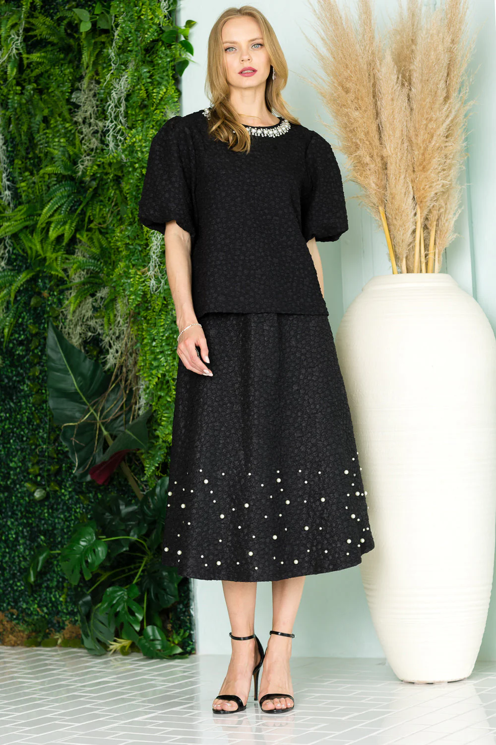 Windelle Textured Top with Pearls - Image 4